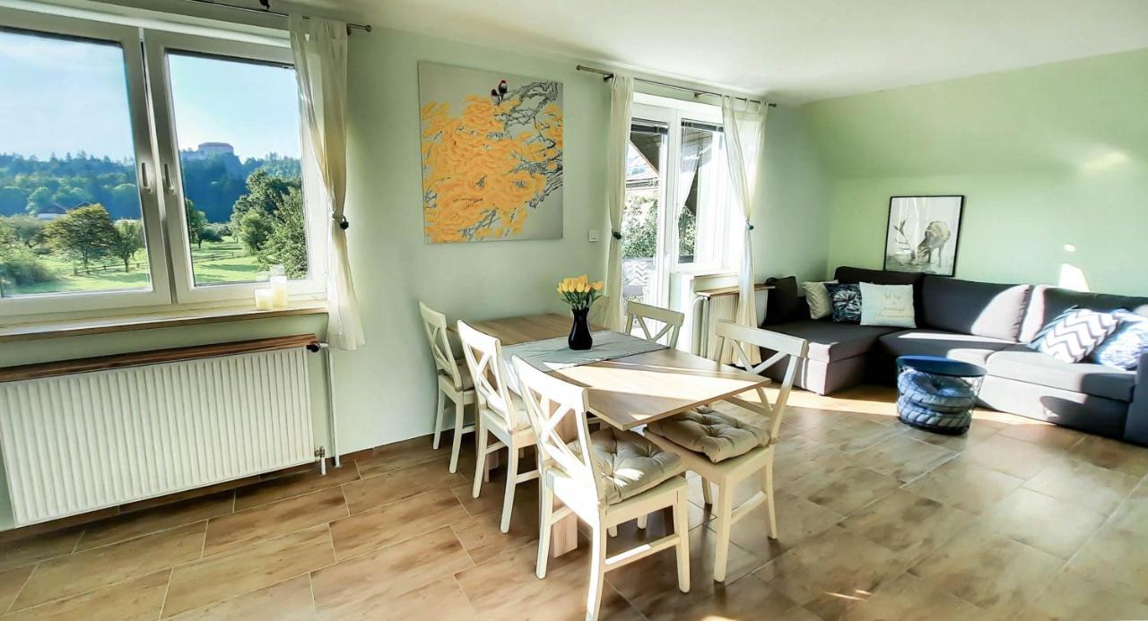 Deerwood Villa-Modern Cozy Apartment With Castle View 布莱德 外观 照片